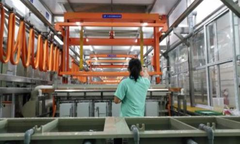 阳极氧化设备，阳极氧化设备生产厂家，全自动阳极氧化设备，全自动阳极氧化设备厂家，